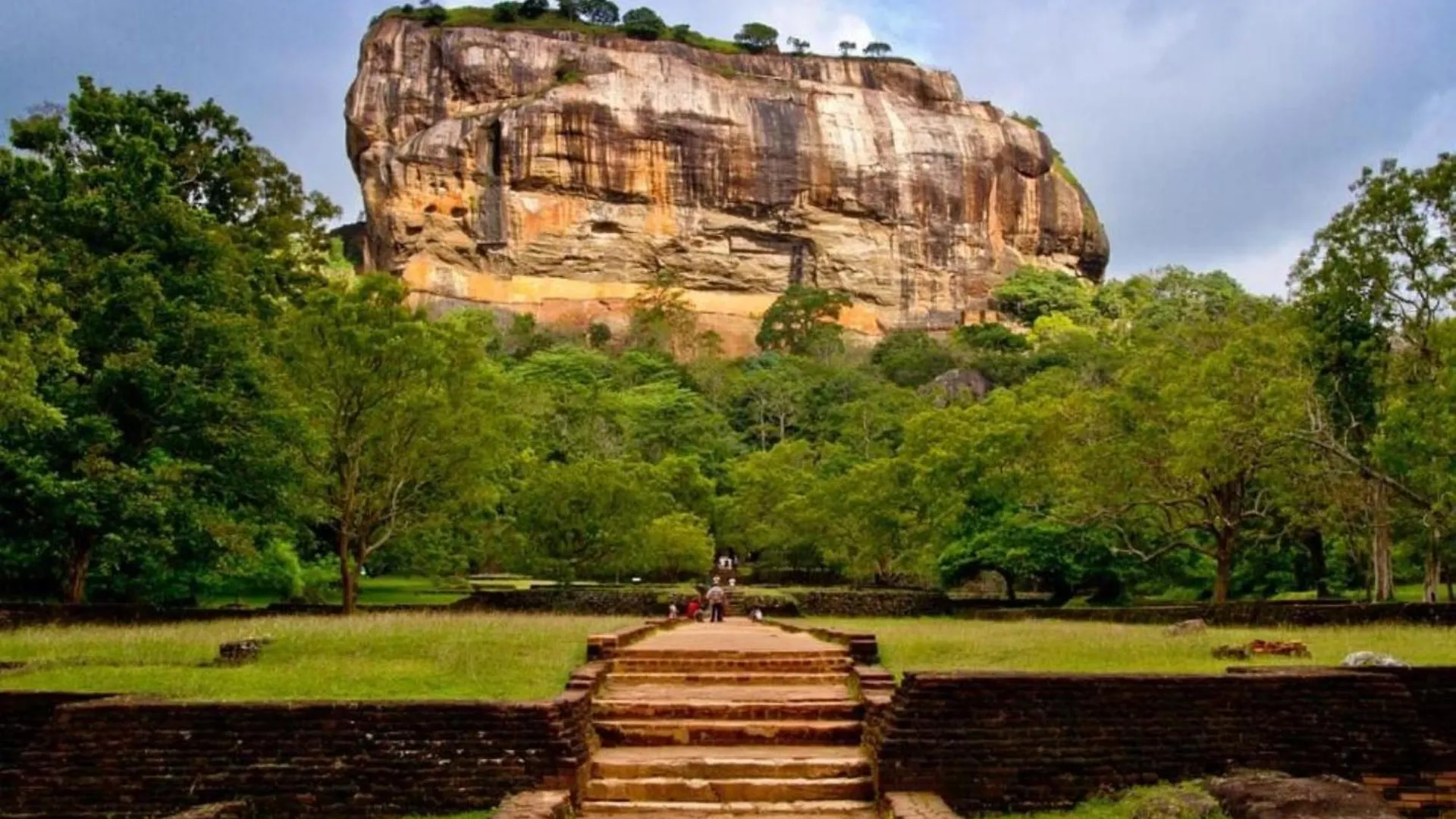 Ruk Sewana Villa Tree House Sigiriya Apartment